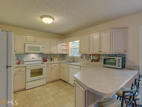 3012 Big Tree Rd, Gainesville, GA 30501 photo 10