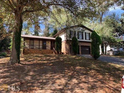 1663 Canberra Dr, Stone Mountain, GA 30088 photo 1