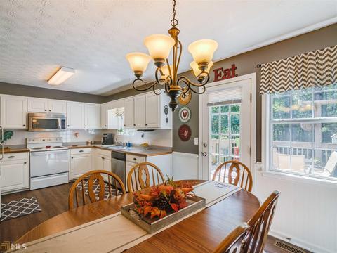 595 Robin Rd, Covington, GA 30016 photo 8