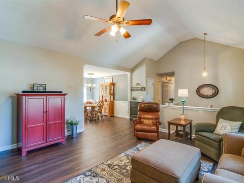 595 Robin Rd, Covington, GA 30016 photo 6