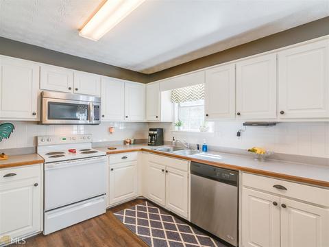 595 Robin Rd, Covington, GA 30016 photo 13
