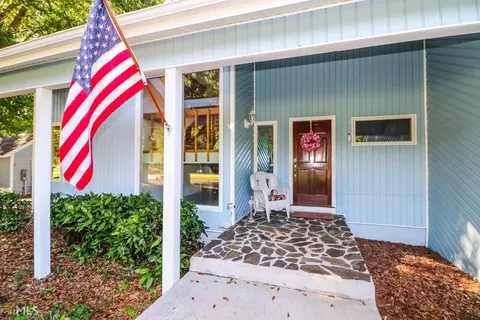 301 Cedar Ridge Dr, Perry, GA 31069 photo 2