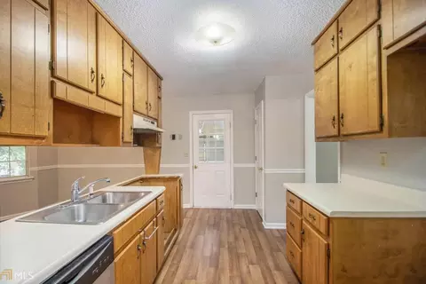 2954 Bayberry Ct, Hampton, GA 30228 photo 2