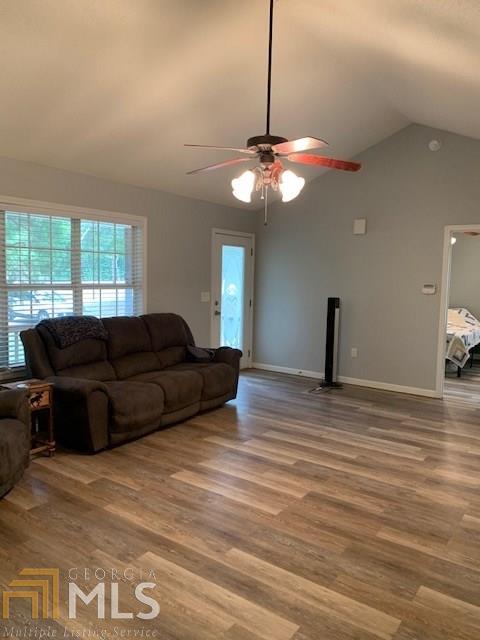 106 Ridgeway Rd, Milner, GA 30257 photo 3