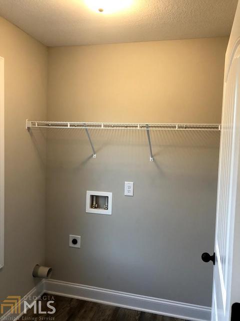 1672 Bismarck Cir, Winder, GA 30680 photo 6
