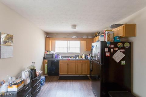 220 Fairclift Dr, Covington, GA 30016 photo 4