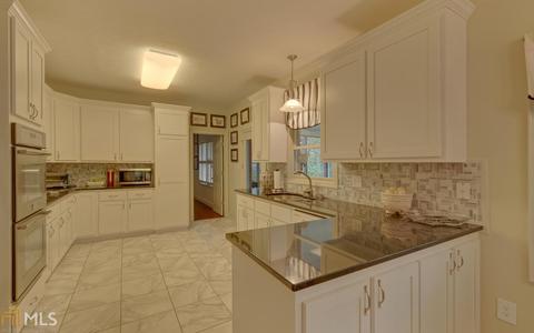 70 Ridgemore Ct, Toccoa, GA 30577 photo 6