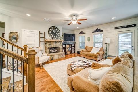 11 E Murphy St, Newnan, GA 30263 photo 5