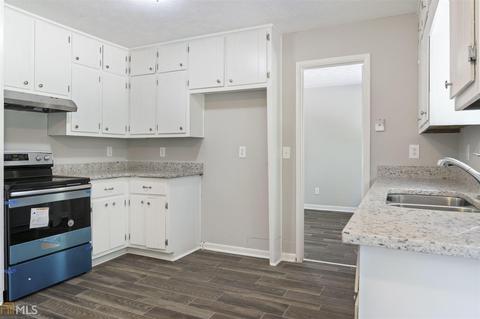 6980 Lodgepole Dr, Morrow, GA 30260 photo 6