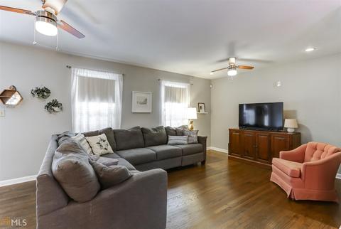 2852 Dresden Way, Chamblee, GA 30341 photo 9