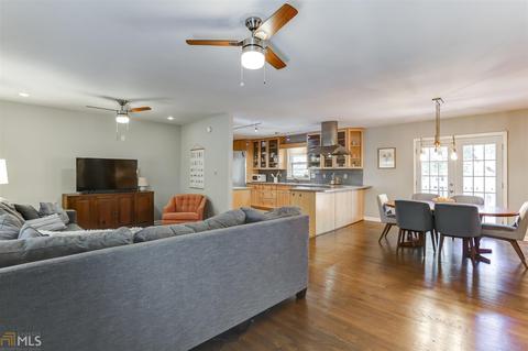 2852 Dresden Way, Chamblee, GA 30341 photo 14