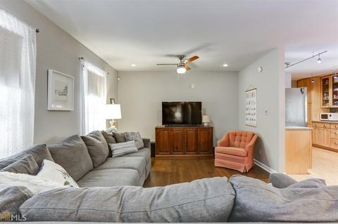 2852 Dresden Way, Chamblee, GA 30341 photo 13