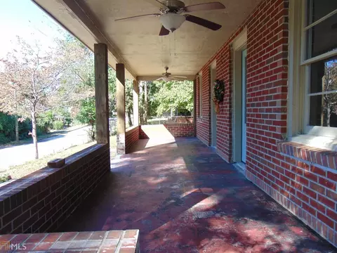 1105 Juniper St, Lagrange, GA 30240 photo 2