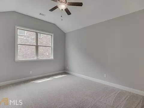 4370 Thacker Ln, Suwanee, GA 30024 photo 11