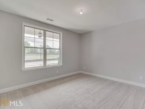 4370 Thacker Ln, Suwanee, GA 30024 photo 6