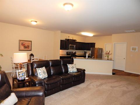 687 Independence Ave, Pendergrass, GA 30567 photo 4