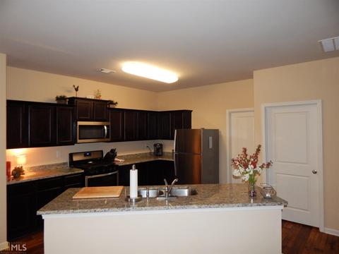 687 Independence Ave, Pendergrass, GA 30567 photo 5