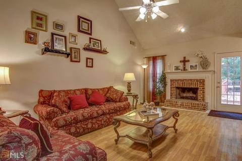135 Bermuda Run Dr, Covington, GA 30016 photo 6