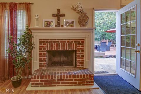 135 Bermuda Run Dr, Covington, GA 30016 photo 8