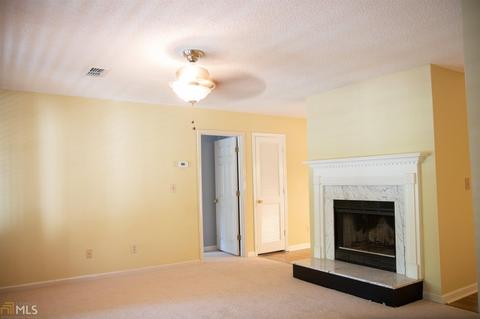 2982 Bayberry Ct, Hampton, GA 30228 photo 9