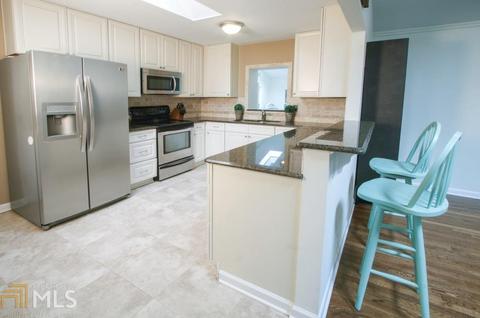 1946 Plantation Ln, Chamblee, GA 30341 photo 5
