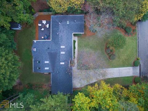 1946 Plantation Ln, Chamblee, GA 30341 photo 2