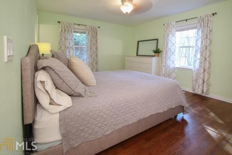 1946 Plantation Ln, Chamblee, GA 30341 photo 15