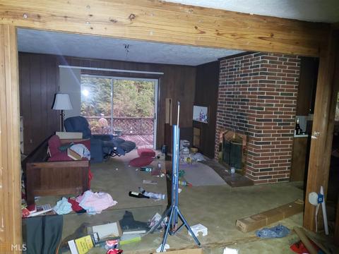 5992 Phillips Dr, Morrow, GA 30260 photo 8
