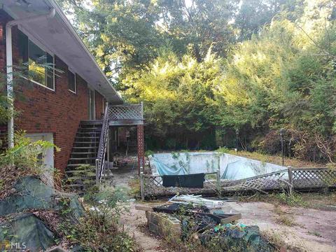 5992 Phillips Dr, Morrow, GA 30260 photo 4