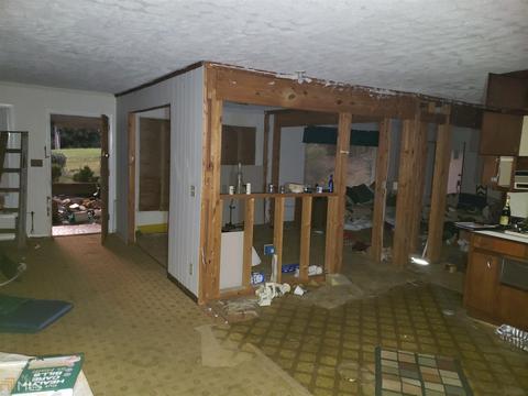 5992 Phillips Dr, Morrow, GA 30260 photo 11