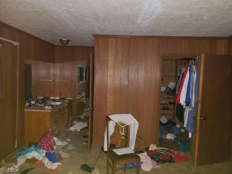 5992 Phillips Dr, Morrow, GA 30260 photo 16
