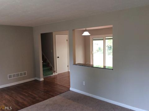 6480 Cameron Rd, Morrow, GA 30260 photo 9