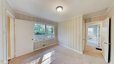 741 Shellnut Dr, Forest Park, GA 30297 photo 4