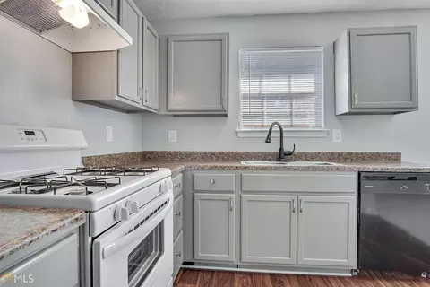 10796 Misty Meadows Trce, Hampton, GA 30228 photo 14
