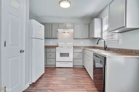 10796 Misty Meadows Trce, Hampton, GA 30228 photo 11
