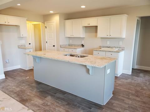 117 Blue Spgs, Commerce, GA 30529 photo 2