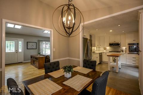 2106 Plantation Ln, Chamblee, GA 30341 photo 11
