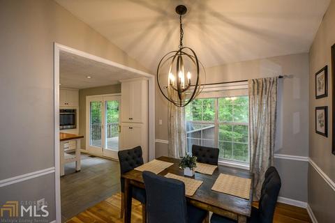 2106 Plantation Ln, Chamblee, GA 30341 photo 9