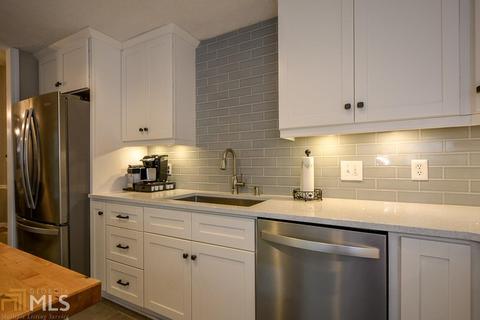 2106 Plantation Ln, Chamblee, GA 30341 photo 16