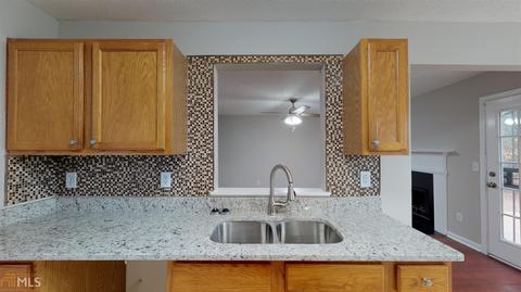 275 Capeton Ct, Covington, GA 30016 photo 7
