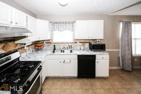 715 Compton Ln, Mcdonough, GA 30253 photo 10