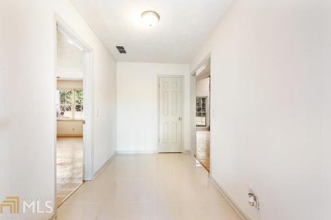 373 Buckingham Dr, Covington, GA 30016 photo 6