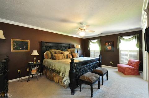 210 Ashford Cir, Lagrange, GA 30240 photo 8