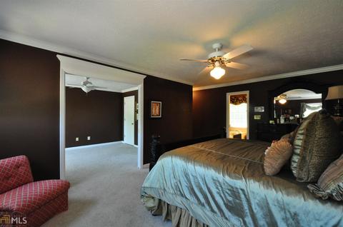 210 Ashford Cir, Lagrange, GA 30240 photo 9