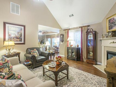 221 Revolutionary Dr, Hampton, GA 30228 photo 4