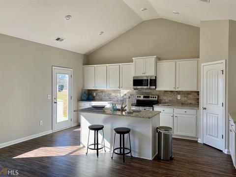 301 Brook Ct, Temple, GA 30179 photo 4