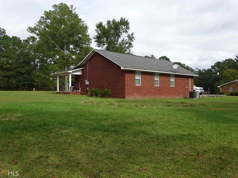 603 E James St, Claxton, GA 30417 photo 28