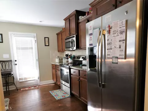 113 Sutton Dr, Perry, GA 31069 photo 4