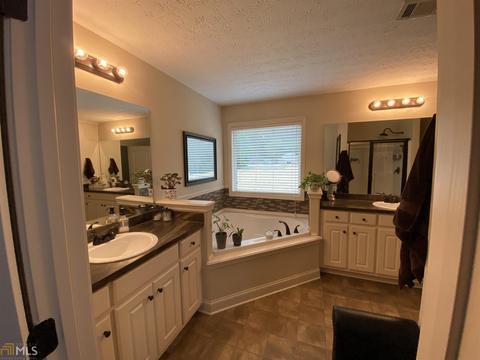 230 Falling Leaf Ln, Winder, GA 30680 photo 7