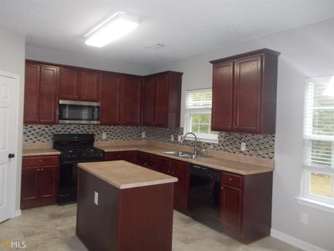 540 Gristmill Ln, Hampton, GA 30228 photo 4